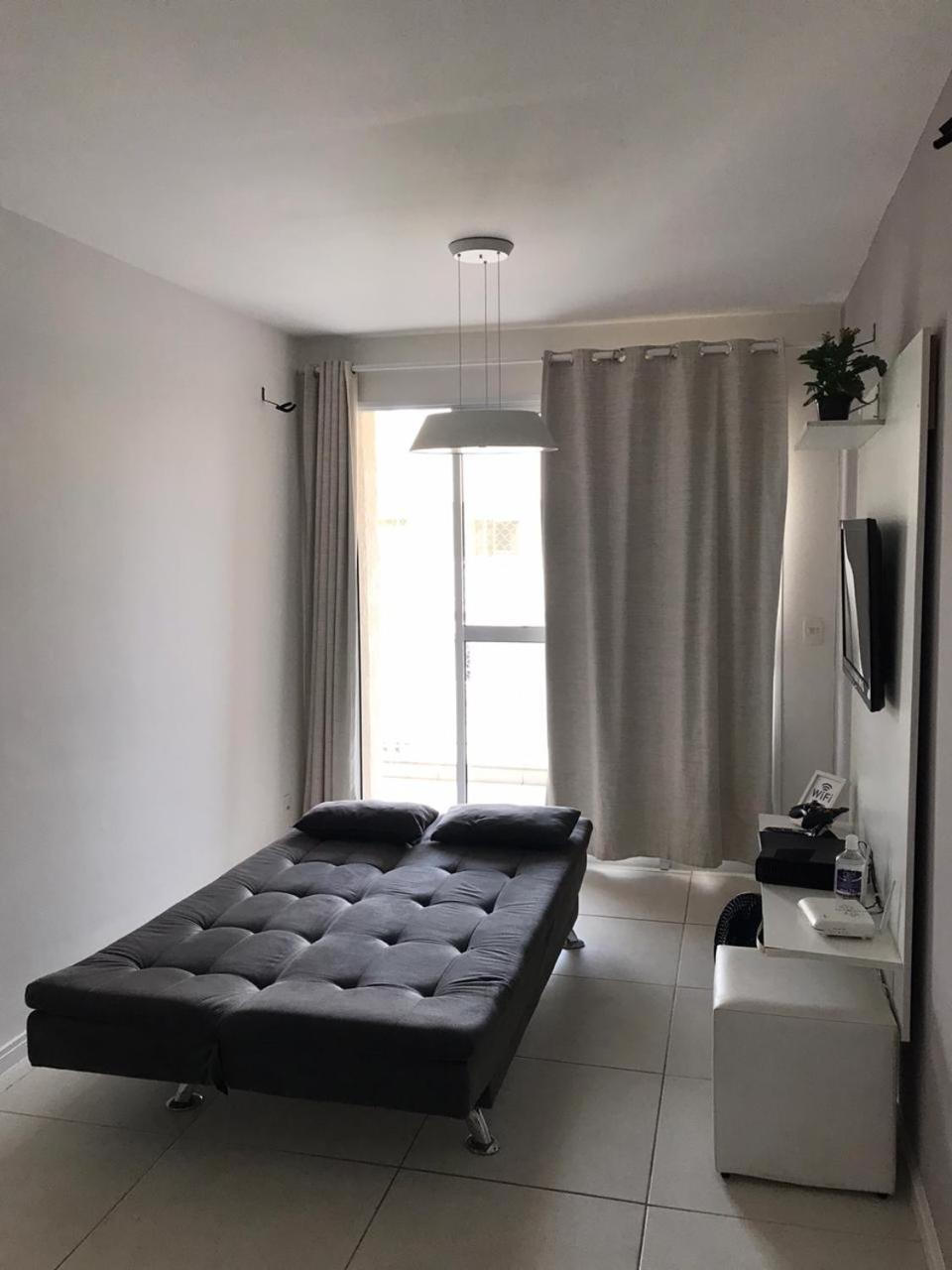 Mediterrâneo 507 - Todo Equipado, Suíte com Ar Split, Churrasqueira na Varanda, Internet 240MB WiFi, Estacionamento Grátis, a 1 Km das Praias Cabo Frío Habitación foto